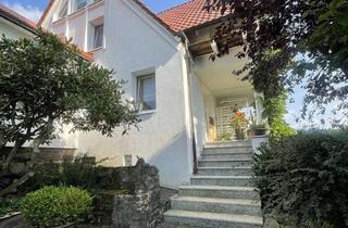 Haus kaufen in 95352 Marktleugast, **Großes Haus mit ebenerdiger Einliegerwohnung in idyllischer Wohnlage**