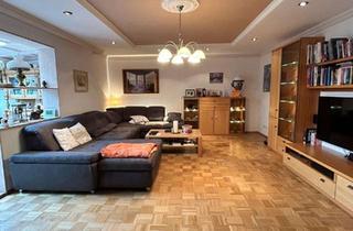 Haus kaufen in 94099 Ruhstorf, Großzügiger Bungalow mit Wintergarten, Einliegerwohnung, Photovoltaik & Baugrund