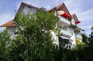 Wohnung kaufen in 72829 Engstingen, VERKAUFT !!! In bevorzugter Lage! Attraktive 3-Zimmer-Wohnung mit Balkon, Garage und zus. AAP