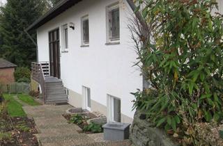 Haus mieten in 52134 Herzogenrath, Günstige, gepflegte 4-Zimmer-Doppelhaushälfte mit gehobener Innenausstattung und EBK in Herzogenrath