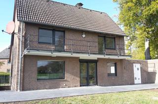 Haus mieten in 41844 Wegberg, Lage ! Lage ! Lage - Haus am Wald - Kernsaniert
