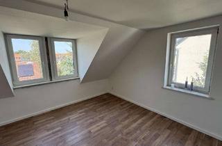Wohnung mieten in 01189 Coschütz/Gittersee, Dachgeschoss, 3 Zimmer, Südbalkon, Blick ins Grüne, frisch kernsaniert