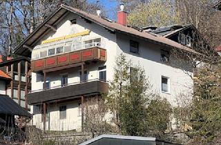 Wohnung kaufen in 87527 Sonthofen, 2-Zi.-ETW, S-Terr., EBK, ruhige, zentrale Aussichtslage, Sonthofen