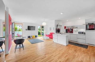 Wohnung kaufen in 83104 Tuntenhausen, Exklusive 2-Zi. Wohnung plus Ankleidezimmer, Garten & Garage - Kapitalanlage