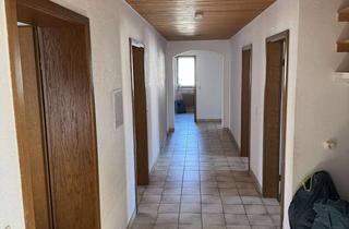 Wohnung mieten in 79879 Wutach, Preiswerte 6-Raum-Wohnung mit Terrasse. und Einbauküche in Wutach