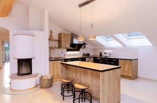 Wohnung mieten in 82418 Murnau, TOP MÖBLIERT: Traumhafte DG-Wohnung mit Dachterrasse, EBK und Balkon (Bergblick)!