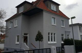 Wohnung mieten in Friesenstrasse 15, 27568 Mitte, zentrale ruhige 3 Zi-Wohnung mit Terrasse & Parkett