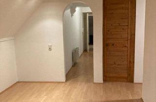 Wohnung mieten in Weißdornweg 20, 41844 Wegberg, Schöne 3-Zimmer-Dachgeschoss-Wohnung mit Balkon in Wegberg