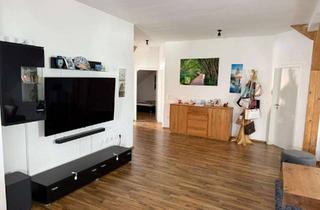 Wohnung mieten in Stadtplatz 20, 93155 Hemau, Attraktive 4-Raum-DG-Wohnung mit großer Dachterrasse in Hemau