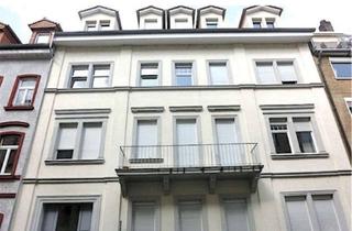 Wohnung mieten in K 4, 68159 Innenstadt / Jungbusch, Stilvoll sanierte Altbauwohnung mit Balkon in den Quadraten.