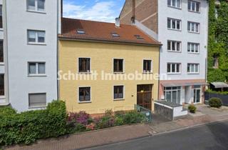 Haus kaufen in 60316 Nordend-Ost, Charmantes Zweifamilienhaus mit Entwicklungspotenzial im Frankfurter Nordend