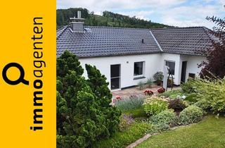 Einfamilienhaus kaufen in 31812 Bad Pyrmont, Gepflegtes Einfamilienhaus mit großem Grundstück und zwei Garagen in ruhiger Lage von Thal