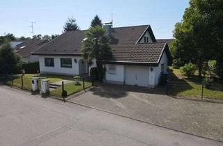 Einfamilienhaus kaufen in 78337 Öhningen, Großes Wohnhaus – Einfamilienhaus mit Gäste-Appartements in guter Wohnlage von Öhningen / Höri