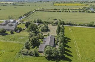 Haus kaufen in 23769 Fehmarn, Resthof in schöner Feldrandlage von Vadersdorf mit diversen Nutzungs- und Gestaltungsoptionen