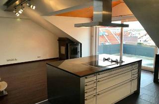 Wohnung mieten in Bahnhofstraße 44, 71063 Sindelfingen, Exklusive 3-Raum-Wohnung mit luxuriöser Innenausstattung mit Balkon und EBK in Sindelfingen