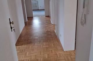 Wohnung mieten in Schwelmer Straße 73, 34497 Korbach, Freundliche und gepflegte 5-Zimmer-Wohnung mit Balkon in Korbach