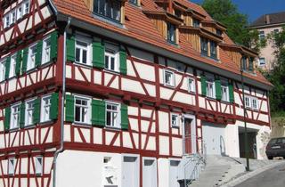 Wohnung mieten in Linsenhofstraße 22, 72810 Gomaringen, Freundliche 5-Zimmer-Maisonette-Wohnung mit gehobener Ausstattung/Balkon im denkmalgeschützten Haus