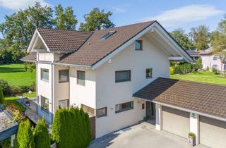 Haus kaufen in Max-Brunner-Weg 11, 83236 Übersee, Exklusives Wohnen mit grosszügiger Souterrain-Wohnung oder Gewerbefläche am romantischen Moosbach