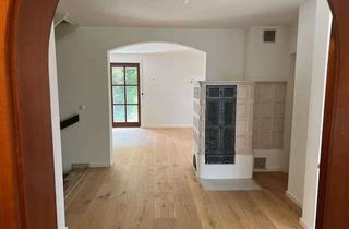 Haus mieten in 85625 Glonn, Schönes, neu renoviertes Reiheneckhaus, Doppelgarage (ca. 220 m² Wohn/Nutzfläche).
