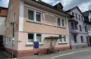 Mehrfamilienhaus kaufen in 66564 Ottweiler, Anlageobjekte in Ottweiler Altstadt: Zwei Mehrfamilienhäuser mit Entwicklungspotenzial