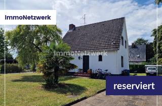 Einfamilienhaus kaufen in 24558 Henstedt-Ulzburg, RESERVIERT! Ruhig und zentral - Familienparadies mitEckgrundstück - nur 900 Meter zum Hauptbahnhof