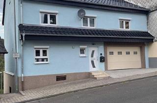 Doppelhaushälfte kaufen in 55743 Idar-Oberstein, Idar-Oberstein - Großzügiges Doppelhaus, modernisiert und sofort bezugsbereit!