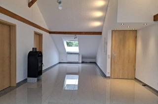 Wohnung kaufen in 73095 Albershausen, Albershausen - Helle 2,5 Zimmer Dachgeschosswohnung in Albershausen