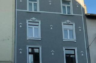 Wohnung kaufen in 60594 Frankfurt am Main, Frankfurt am Main - Altbauwohnung direkt vom Eigentümer als Kapitalanlage zu erwerben
