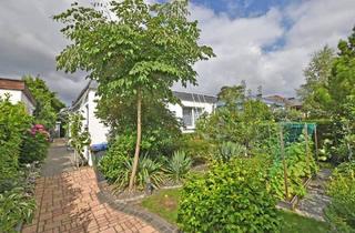 Haus kaufen in 22149 Hamburg Rahlstedt, Hamburg Rahlstedt - Hochwertig modernisiertes 3,5 Zimmer-Bungalow mit schönem Garten und separater Garage