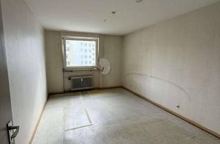 Wohnung kaufen in 63477 Maintal, Charmante 2-Zimmer-Wohnung mit Balkon und Keller in attraktiver Lage
