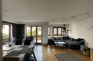 Wohnung kaufen in 71640 Ludwigsburg, 4 Zi Wohnung in Oßweil mit 2 Garagenstellplätzen nahe dem Feld