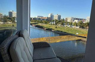 Wohnung kaufen in Otto-Weidt-Platz 14, 10557 Mitte (Mitte), 2-Zimmer-Wohnung in Top-Lage mit Blick auf den Spree und Platz in Berlin Mitte