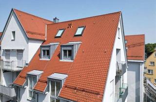 Wohnung kaufen in 88131 Lindau, Sofort bezugsfreie Maisonette-Wohnung mit Studio im Dachgeschoss auf der Insel Lindau