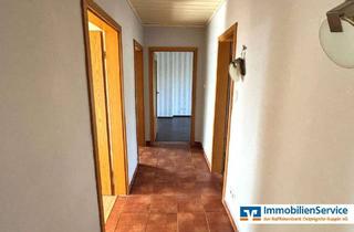 Wohnung kaufen in 16845 Breddin, Geflegte 4-Zi.-Erdgeschosswohnung mit Gartenblick und zwei Kellerräumen!