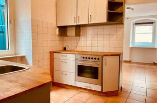 Wohnung mieten in Stadtwehrstraße, 69493 Hirschberg, 2-Raum-EG-Wohnung mit Innenhof und Küche in Weinheim Altstadt