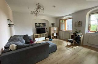 Wohnung mieten in Obere Schlossstraße 18, 08340 Schwarzenberg, Gemütliche Single-Wohnung mit Einbauküche auf dem Markt