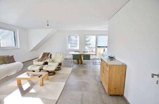 Wohnung mieten in Dr.-Otto-Nuschke-Straße, 07381 Pößneck, Freundliche und vollständig renovierte 1,5-Raum-Wohnung mit EBK in Pößneck