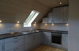 Wohnung mieten in Goethestrasse 17, 35043 Marburg, 4-Zimmer Dachgeschosswohnung renoviert in Marburg-Cappel