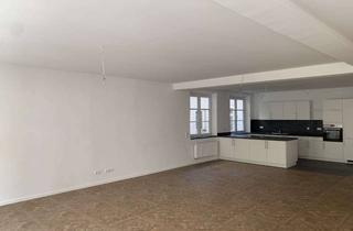 Wohnung mieten in Kramerstrasse 13, 87700 Memmingen, 3 Zimmer mit EBK Stadtmitte