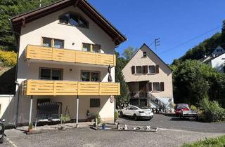 Einfamilienhaus kaufen in 65391 Sauerthal, Attraktives Einfamilienhaus und sanierungsbedürftiger Altbau in Sauerthal zu verkaufen