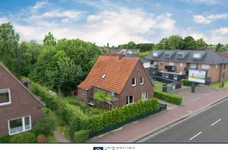 Einfamilienhaus kaufen in 26603 Aurich, Zentrales Einfamilienhaus mit Entwicklungspotenzial – Innenstadtlage!