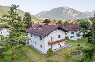 Haus kaufen in 83324 Ruhpolding, Selber Einziehen oder Vermieten: 2-Familienhaus + zusätzlich ausgebautes Dachgeschoss in Ruhpolding