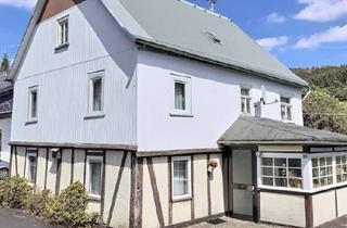Einfamilienhaus kaufen in Brunnenstraße 13, 35708 Haiger, Günstiges 7-Raum-Einfamilienhaus in Haiger mit Scheune, Garage und Garten