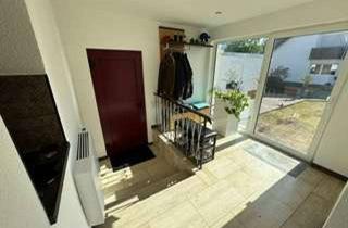 Doppelhaushälfte kaufen in 64295 Darmstadt, Moderne Doppelhaushälfte mit Garten und Ausbaupotenzial in beliebter Lage von Darmstadt-West