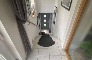 Haus kaufen in 66885 Altenglan, 1 - 2 Familienhaus in ordentlichem Zustand