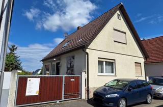 Einfamilienhaus kaufen in 64653 Lorsch, Kleines und stadtnahes Einfamilienhaus mit großem Grundstück