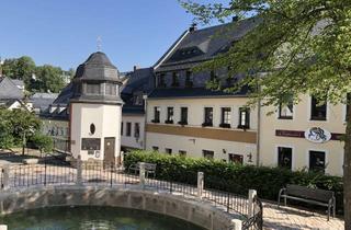 Haus kaufen in Unter Schloßstraße, 08340 Schwarzenberg, Vollvermietetes WGH in der Altstadt von Schwarzenberg (11-fach - 735€/m²)