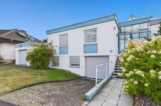 Haus kaufen in 36251 Bad Hersfeld, Reihenendhaus mit zwei Garagen und ebengehaltenem Garten am Johannesberg #Virtueller Rundgang#.