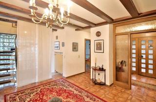 Haus kaufen in 76857 Albersweiler, Großzügiges Anwesen mit Bauland, naturnah gelegen, sucht neuen Eigentümer!