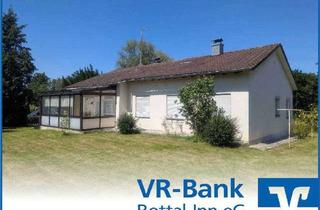 Haus kaufen in 84140 Gangkofen, Gemütlicher Bungalow mit idyllischem Garten in Gangkofen - Entspannen und Wohlfühlen !
